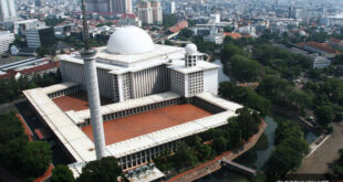 Istiqlal Mosque rất đẹp vào ban ngày