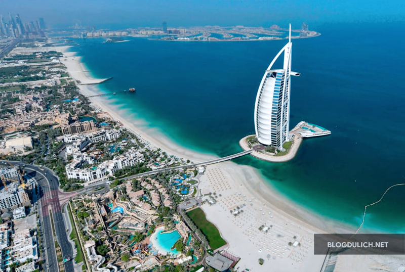 Dubai-xứ sở Trung Đông giàu có và “điên rồ”
